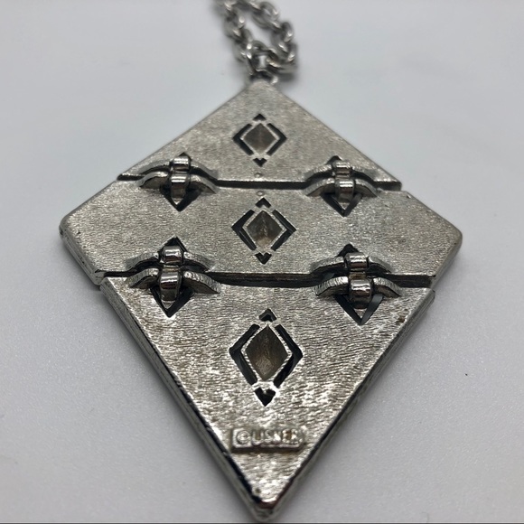 Vintage Lisner Silver-tone Medallion Necklace - Picture 4 of 7